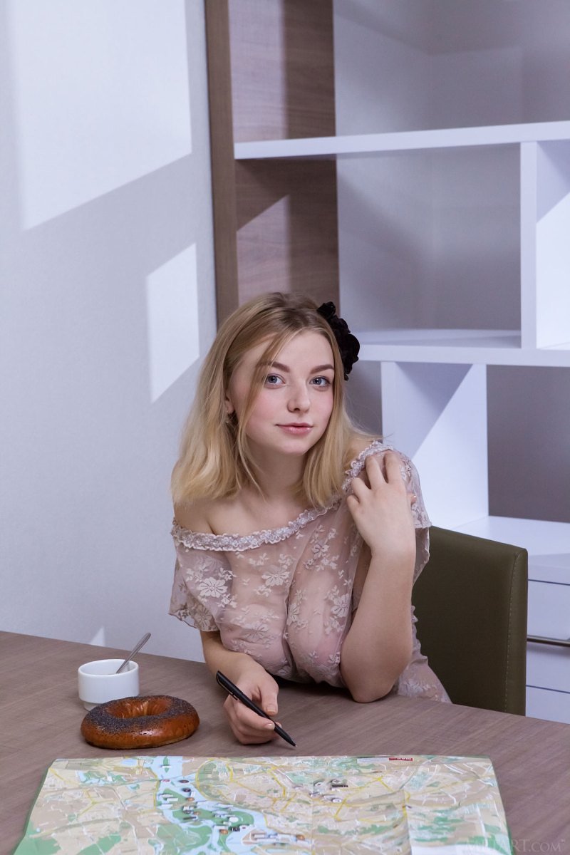 Лариса, 24 года, 4 размер груди